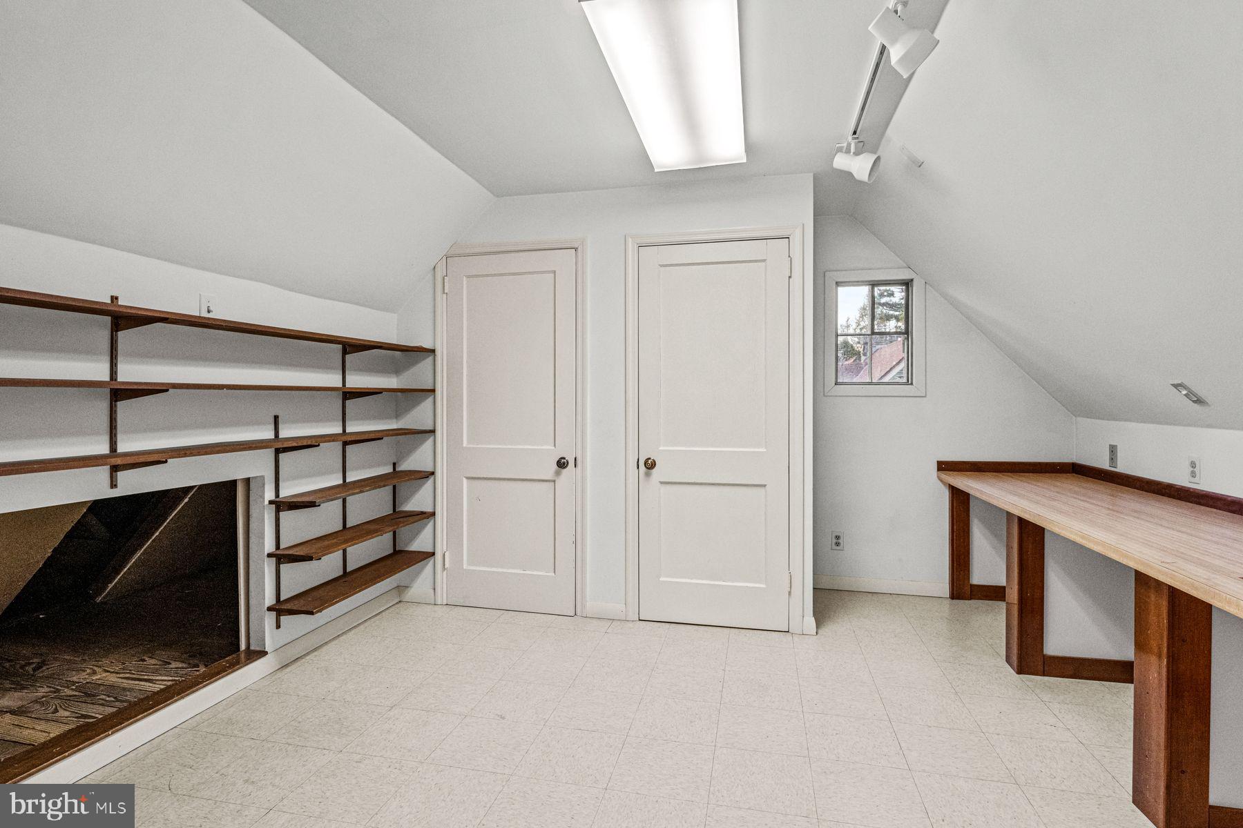 COLLEGE PARK - Residential