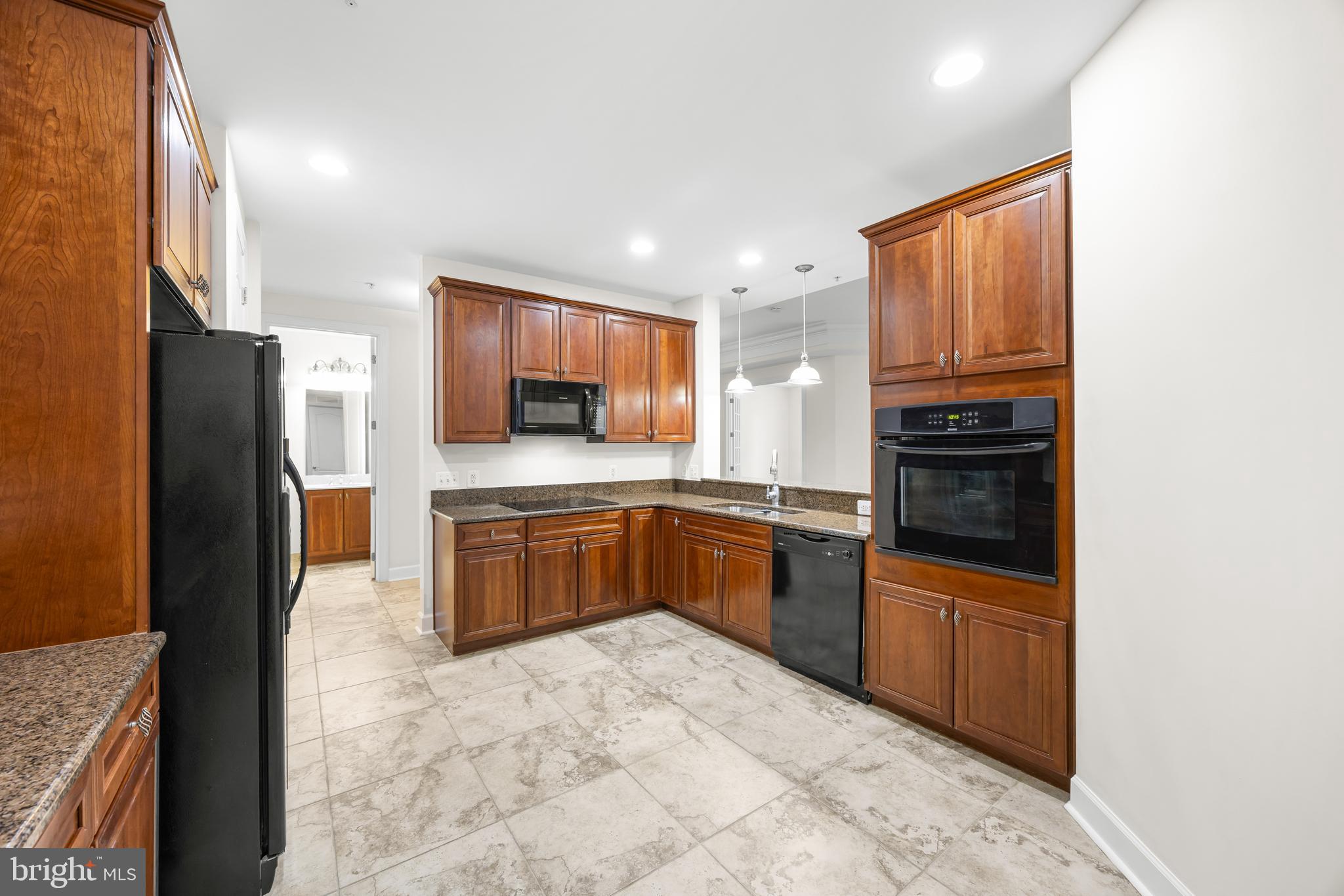 GRANDVIEW AT ANNAPOLIS TOWNE CENTRE - Residential