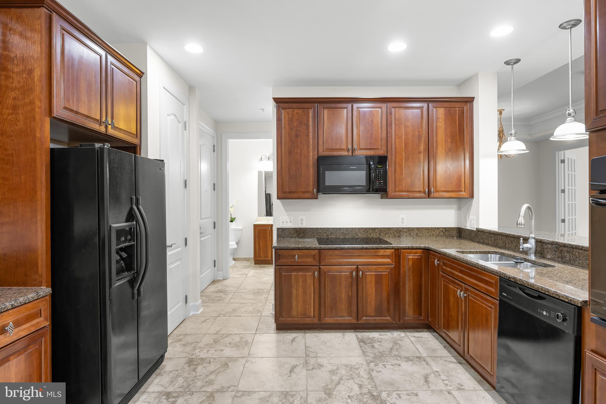 GRANDVIEW AT ANNAPOLIS TOWNE CENTRE - Residential