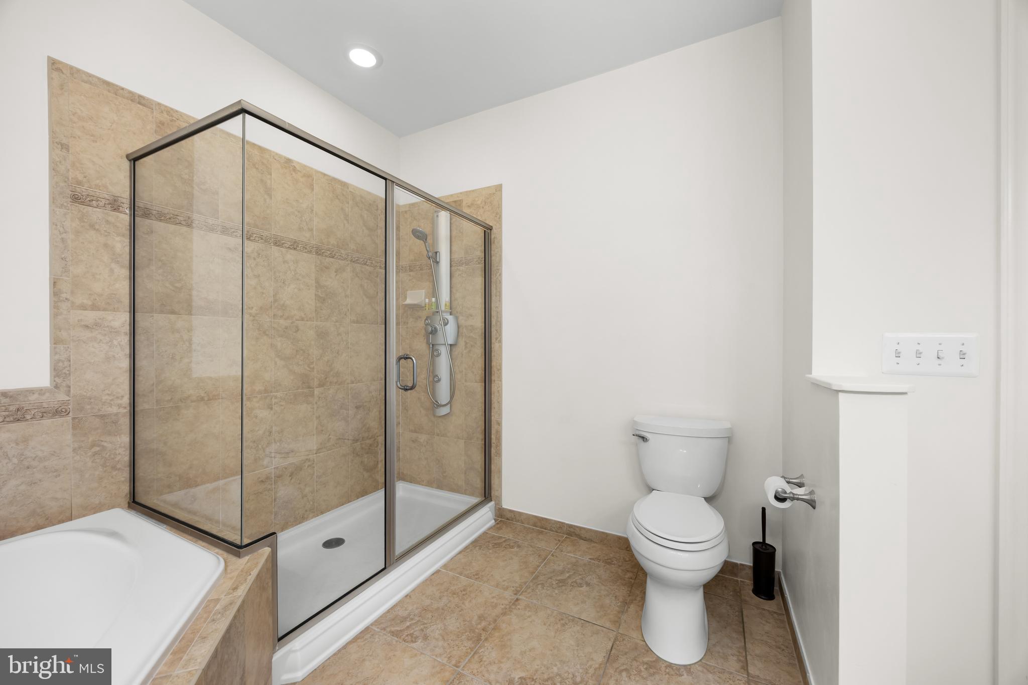 GRANDVIEW AT ANNAPOLIS TOWNE CENTRE - Residential
