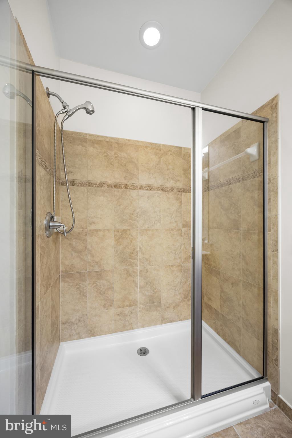 GRANDVIEW AT ANNAPOLIS TOWNE CENTRE - Residential