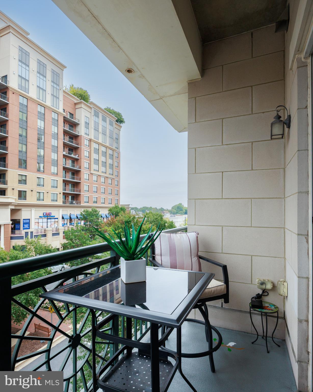 GRANDVIEW AT ANNAPOLIS TOWNE CENTRE - Residential