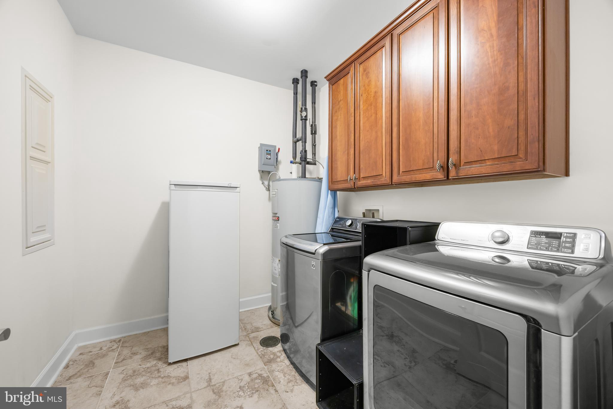 GRANDVIEW AT ANNAPOLIS TOWNE CENTRE - Residential
