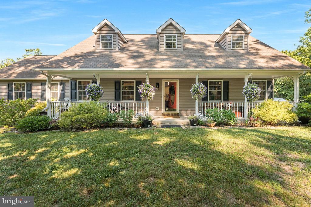 6484 CARPERS PIKE