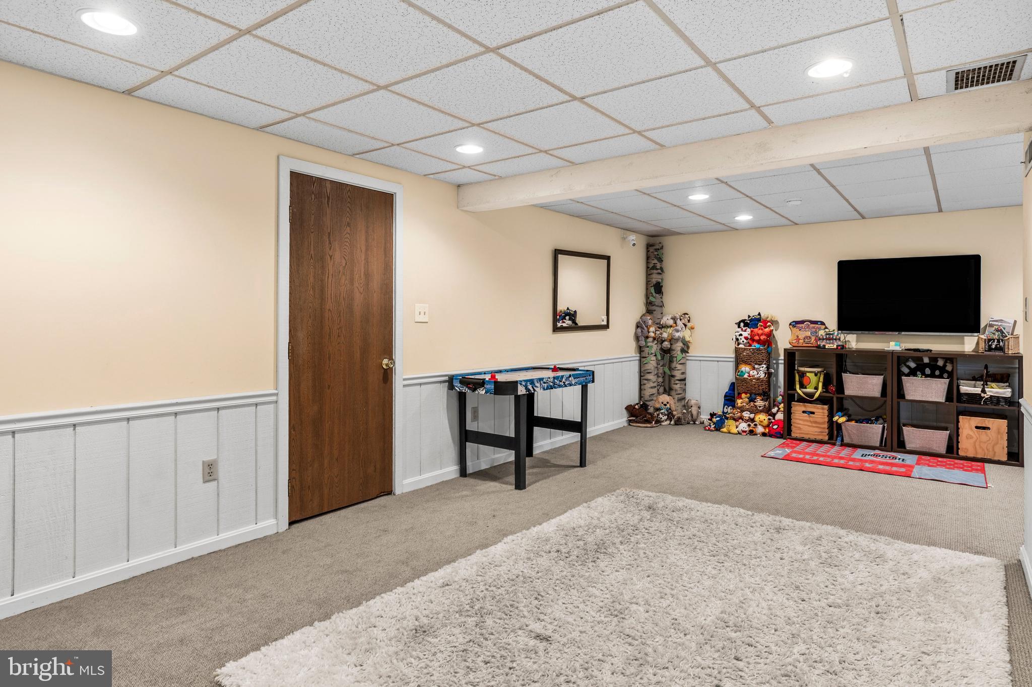 EAST HEMPFIELD TWP - Residential