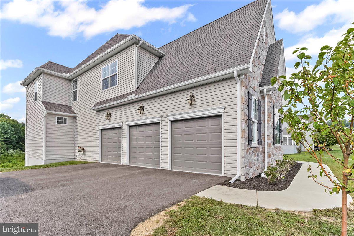 VENTRY AT EDGMONT PRESERVE - Residential