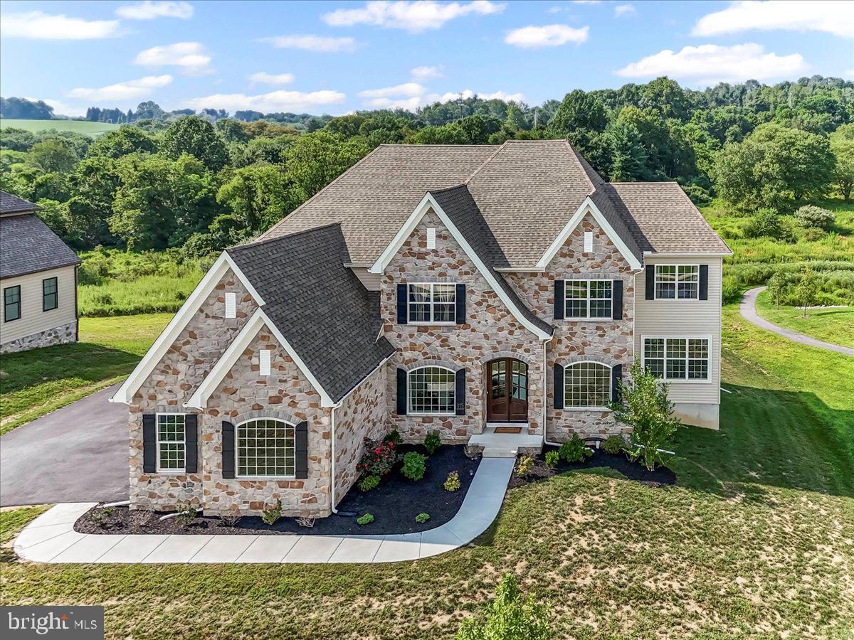 115 PARKVIEW WAY