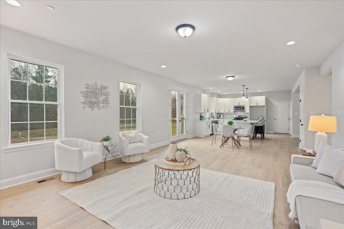 GRACE LANDING - Residential