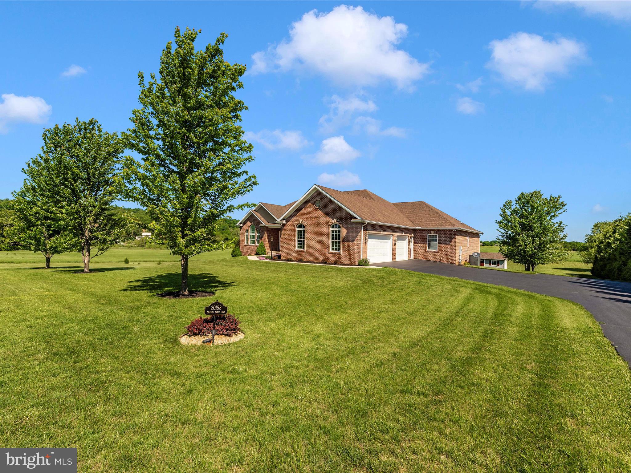 ROHRERSVILLE - Residential