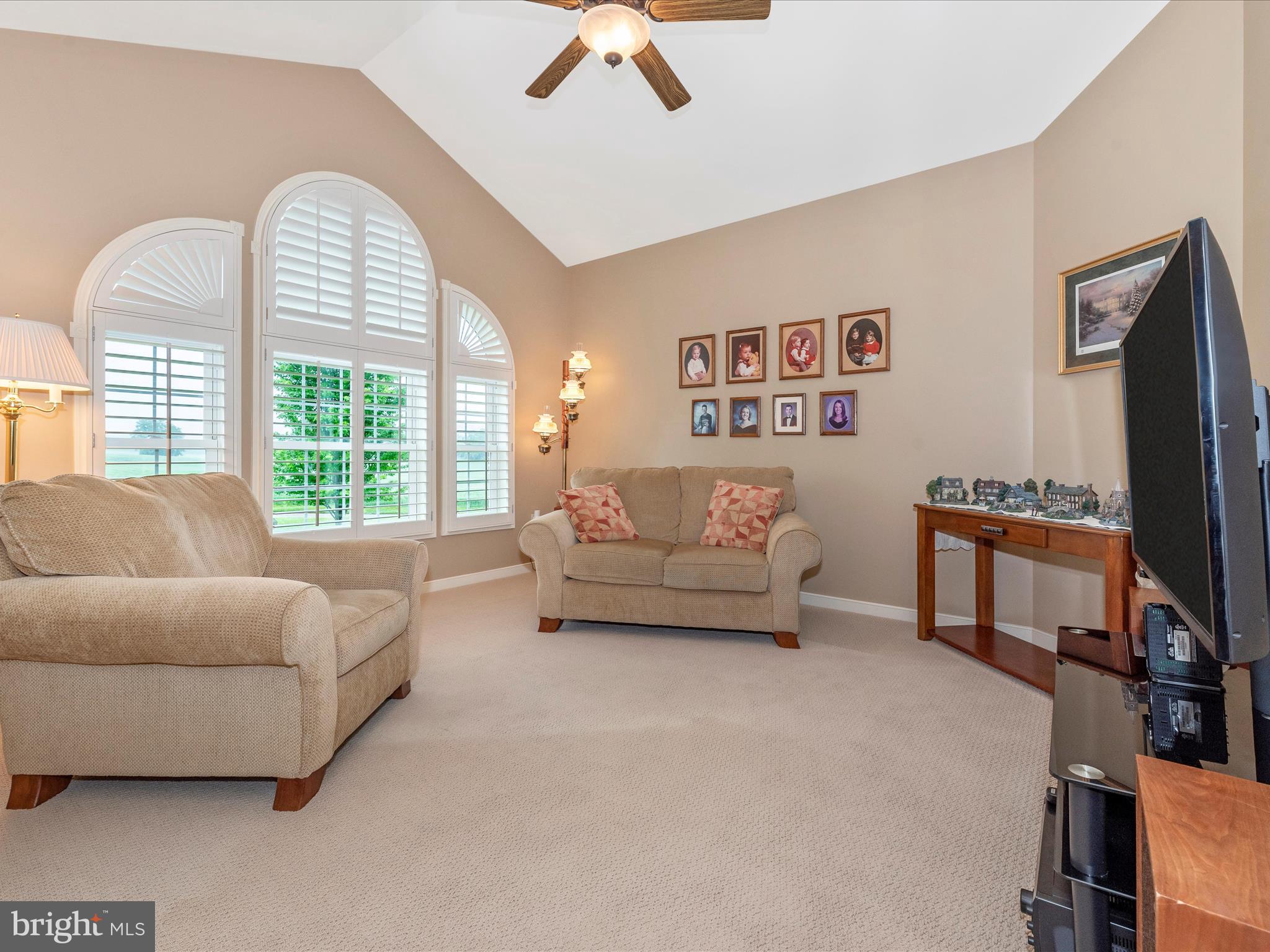 ROHRERSVILLE - Residential