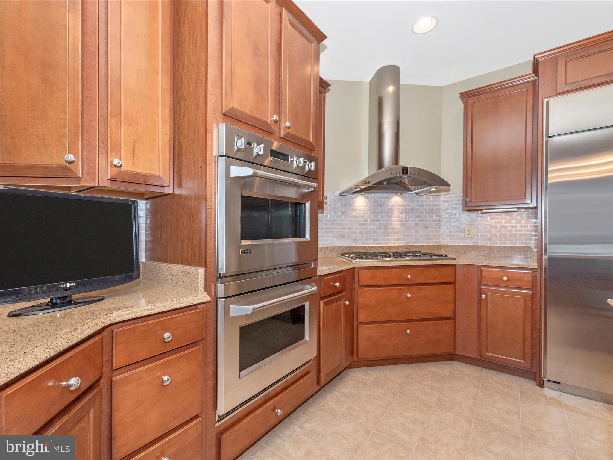 ROHRERSVILLE - Residential