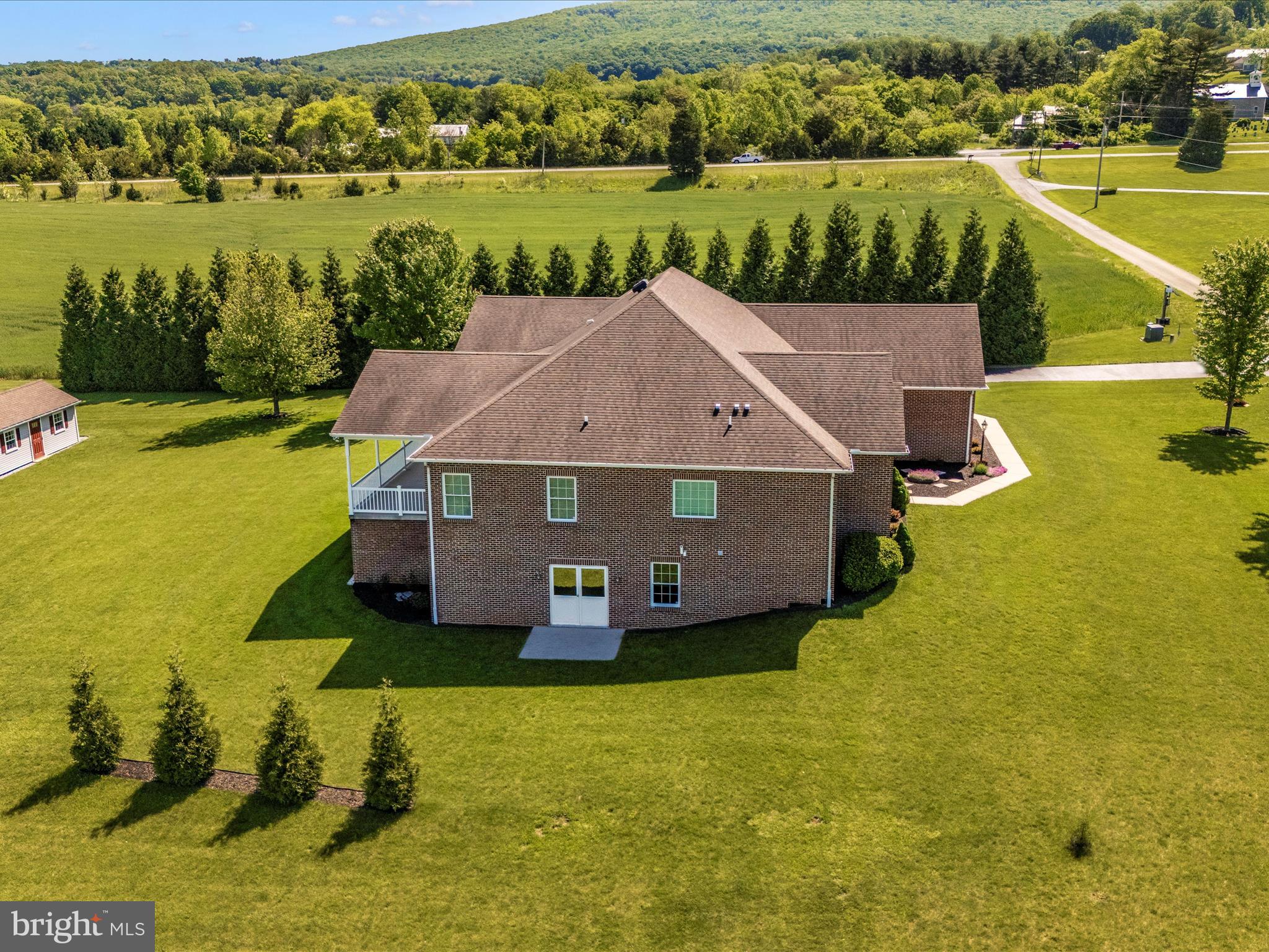 ROHRERSVILLE - Residential