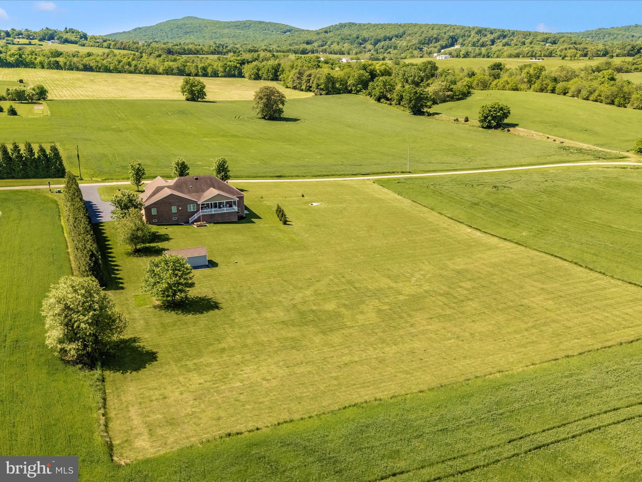 ROHRERSVILLE - Residential