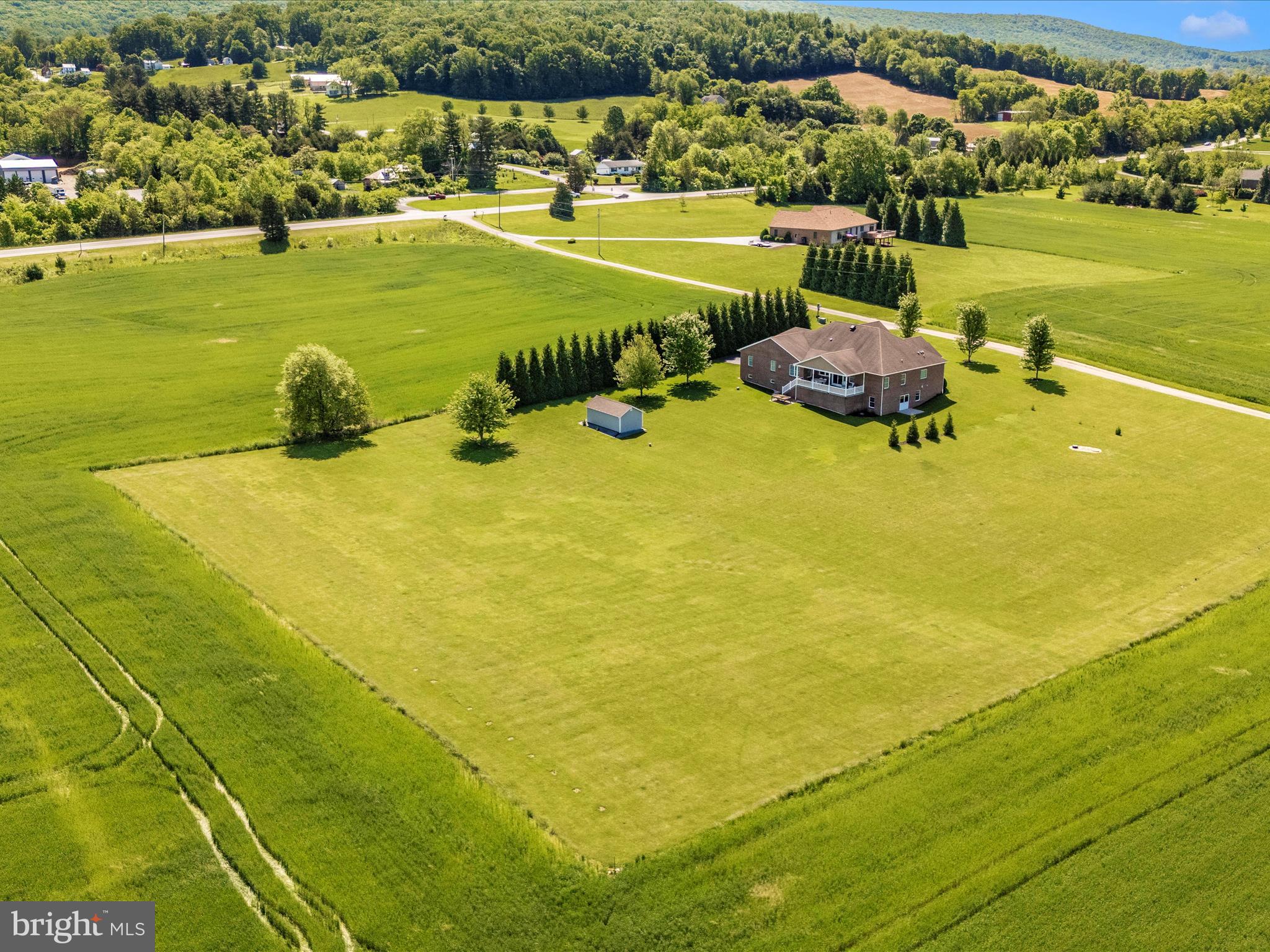 ROHRERSVILLE - Residential