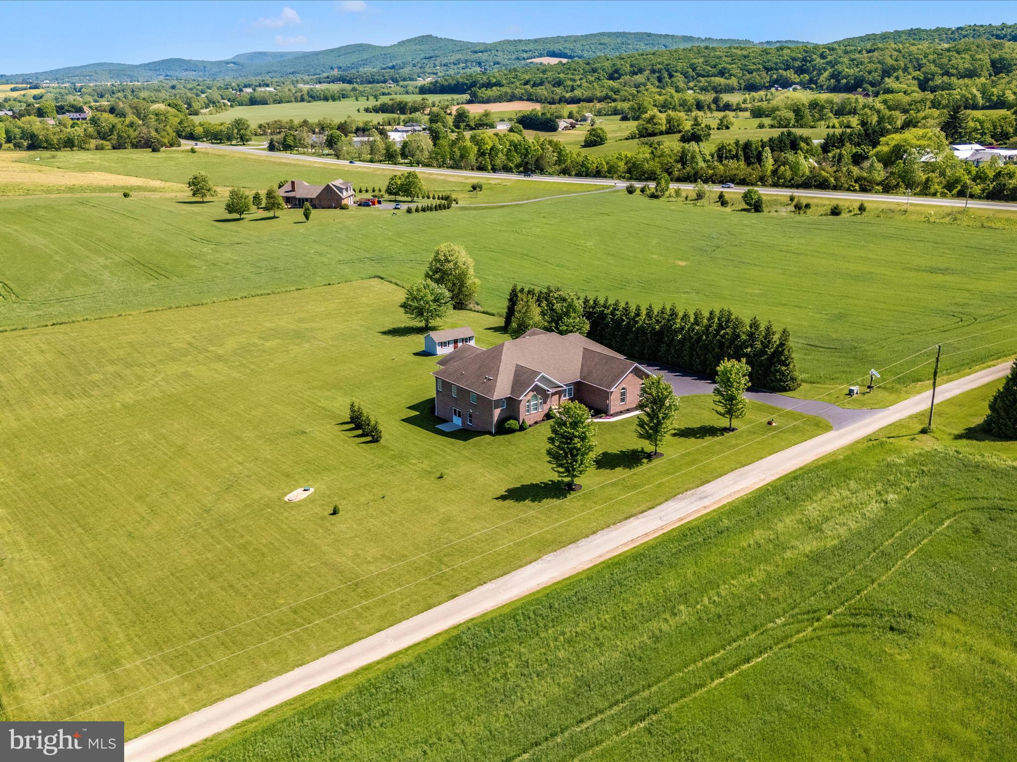 ROHRERSVILLE - Residential