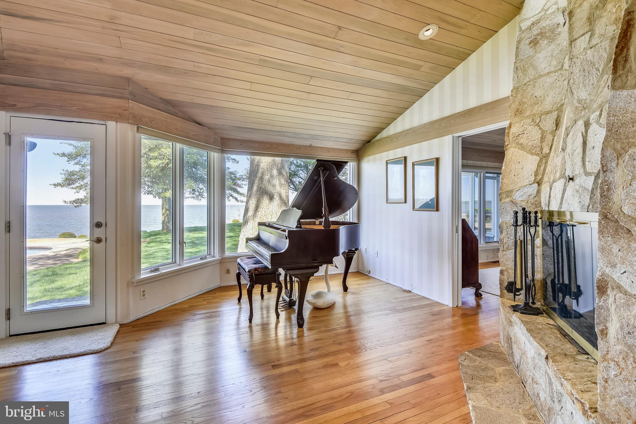 BEACON HILL - Residential