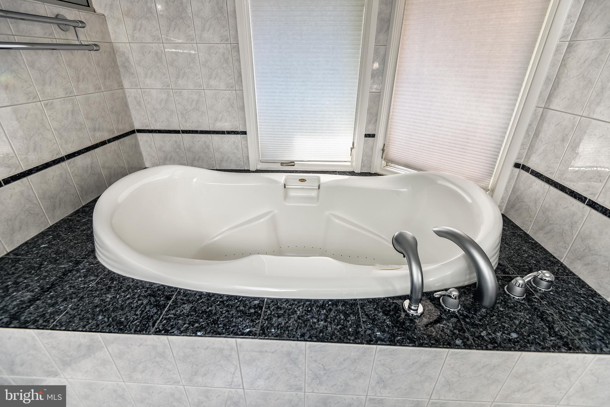 BEACON HILL - Residential