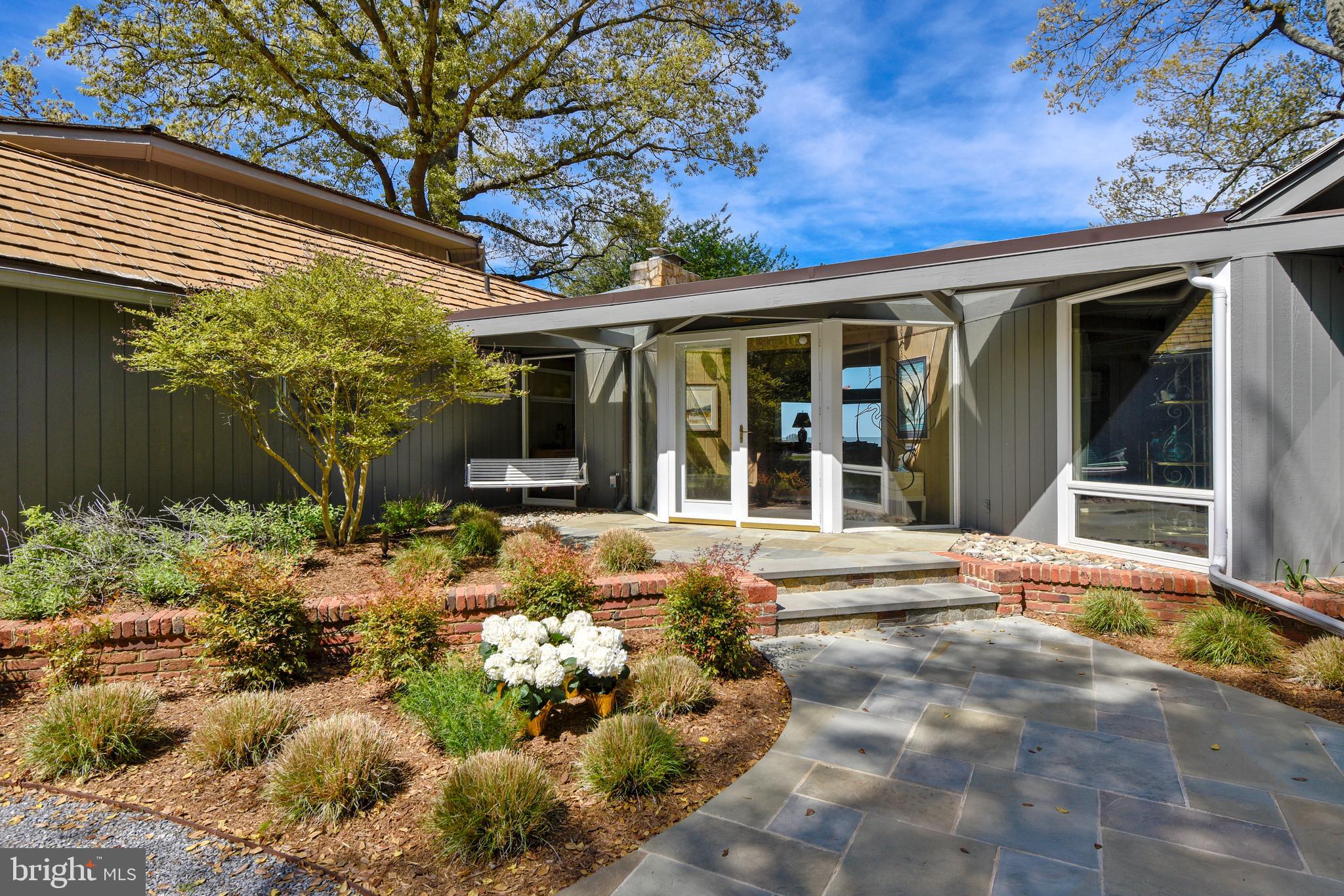 BEACON HILL - Residential