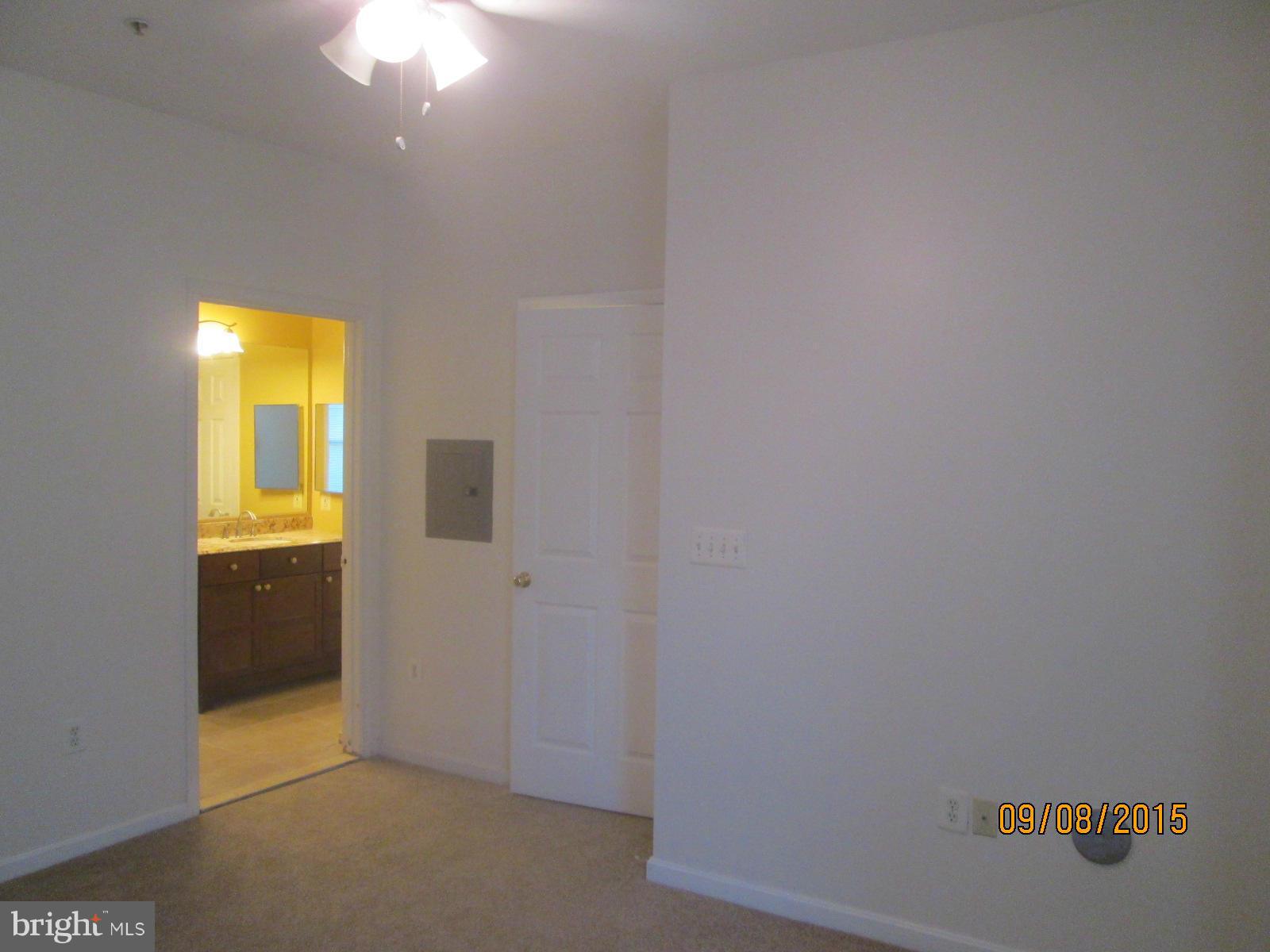 RUSSETT - Residential Lease