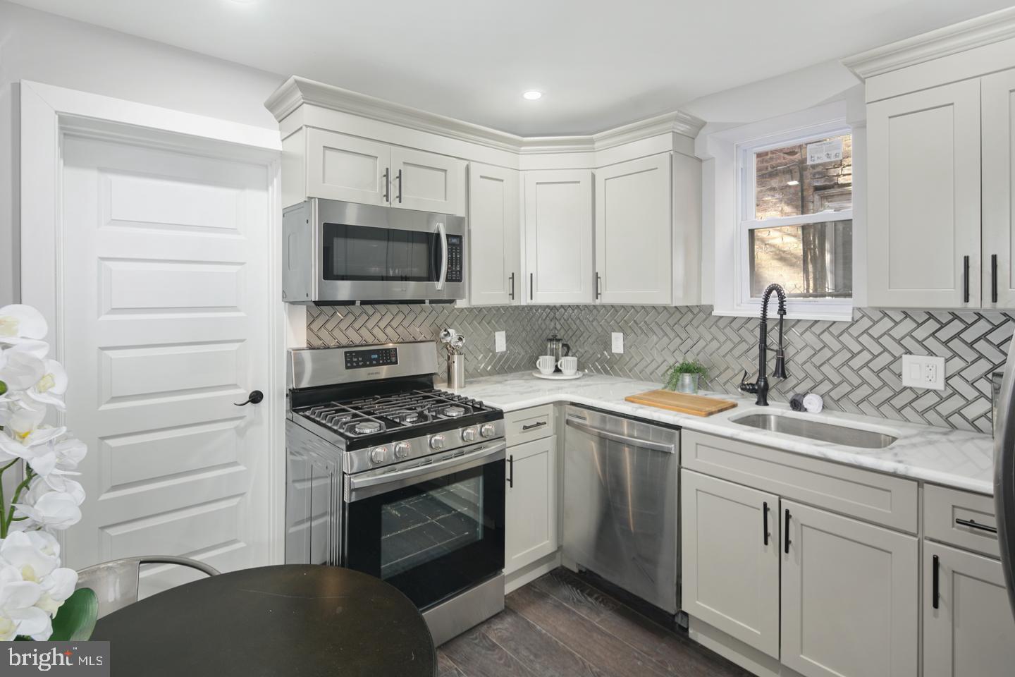 BREWERYTOWN - Residential Lease