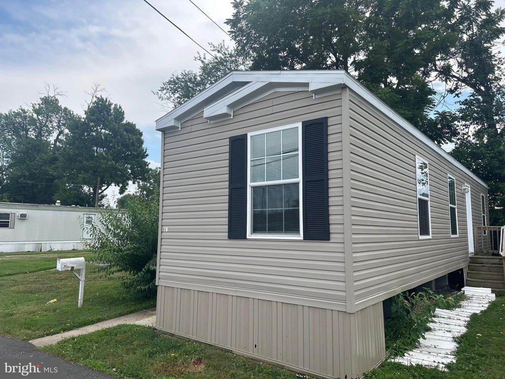 Photo of 134 Lincoln Hwy #11, FAIRLESS HILLS, PA 19030 (MLS # PABU2101918)