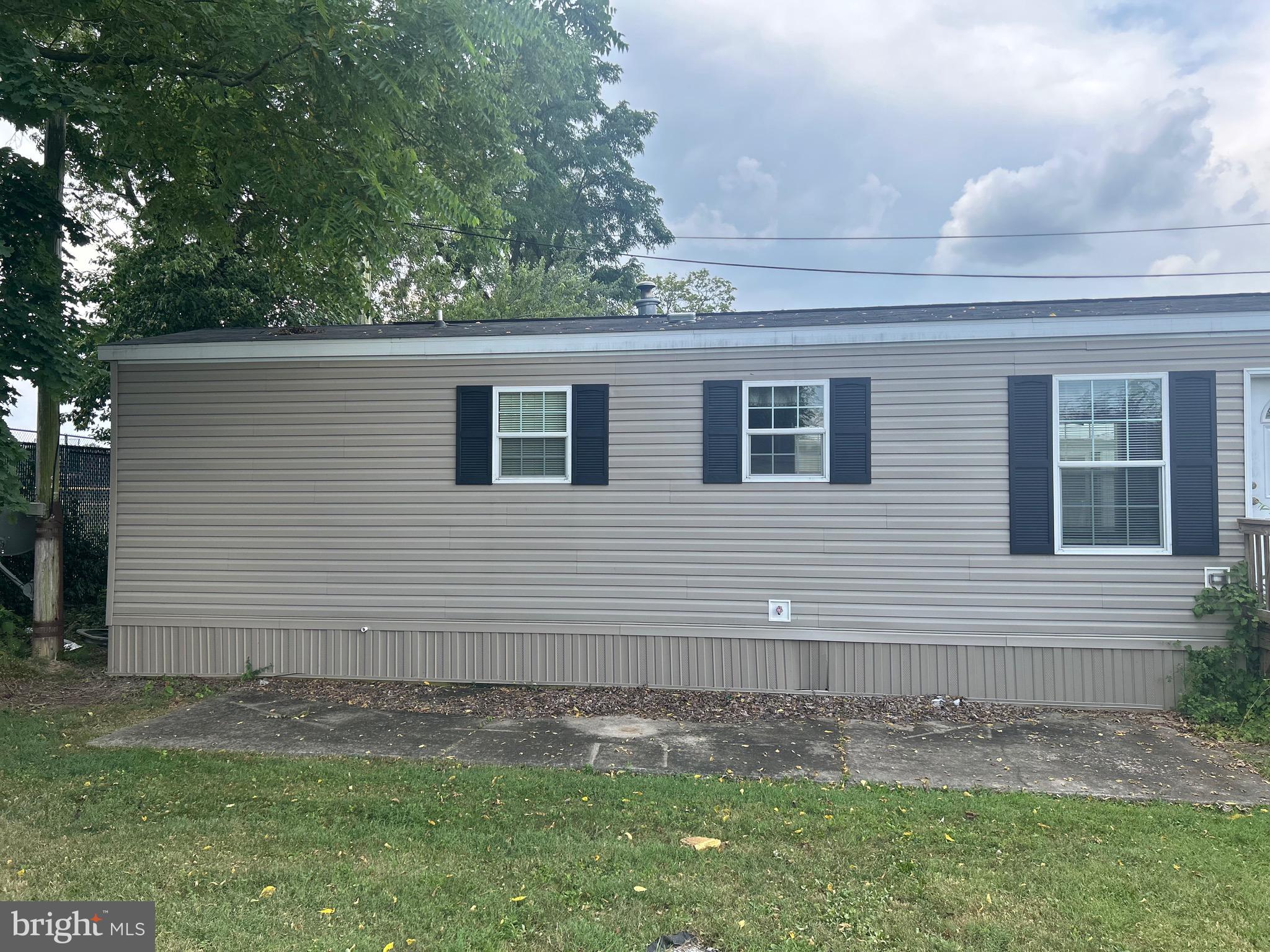 134 LINCOLN HWY 11