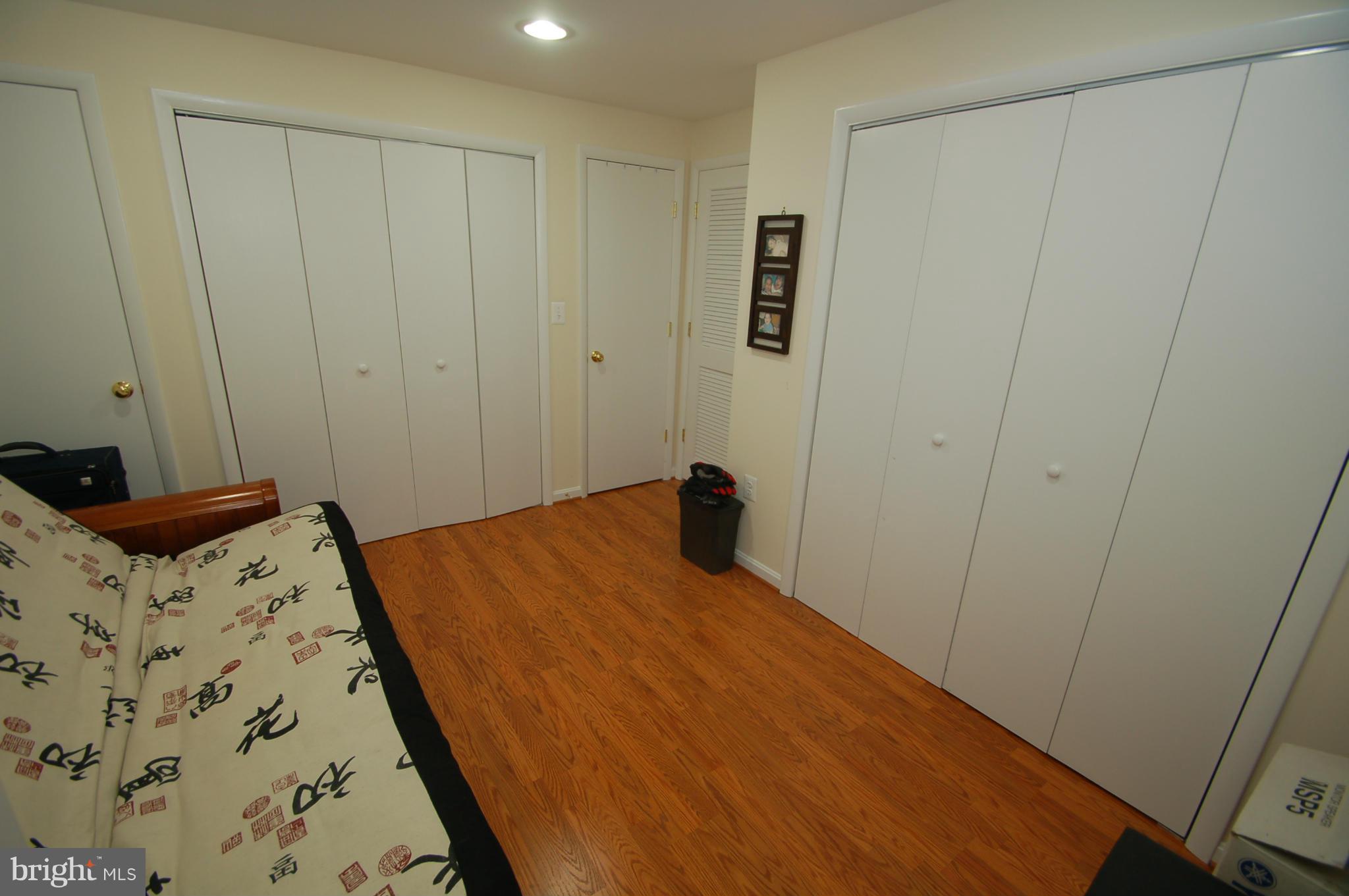 BURKE CENTRE - Residential Lease