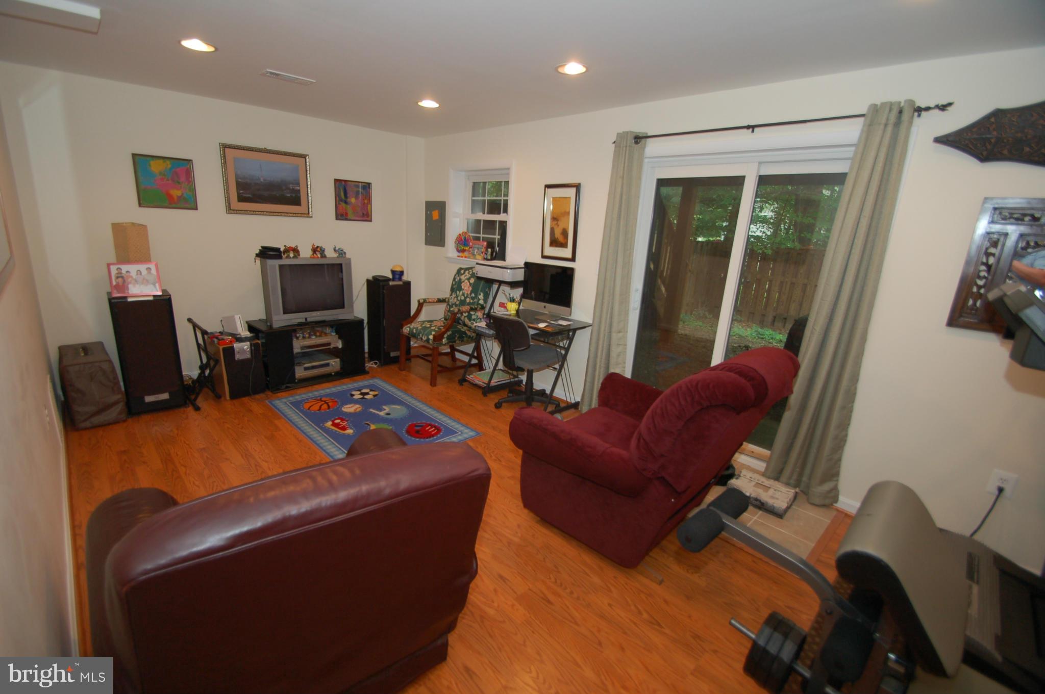 BURKE CENTRE - Residential Lease