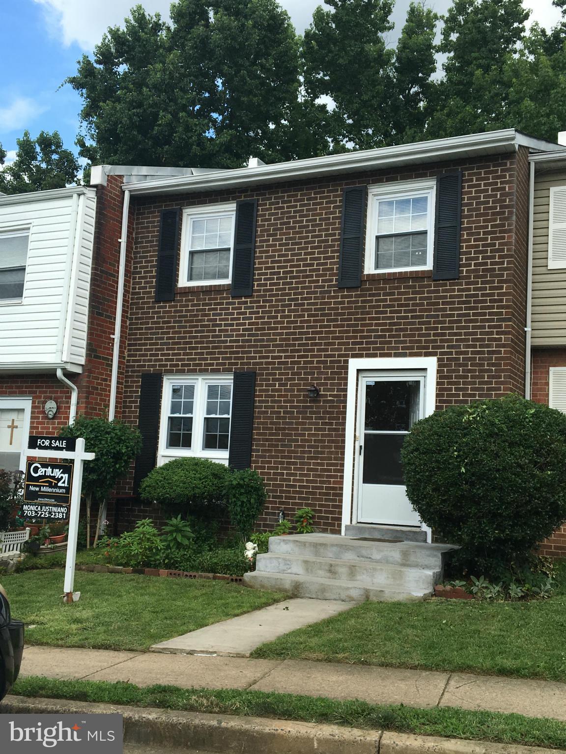 WILLIAMSTOWN - Residential