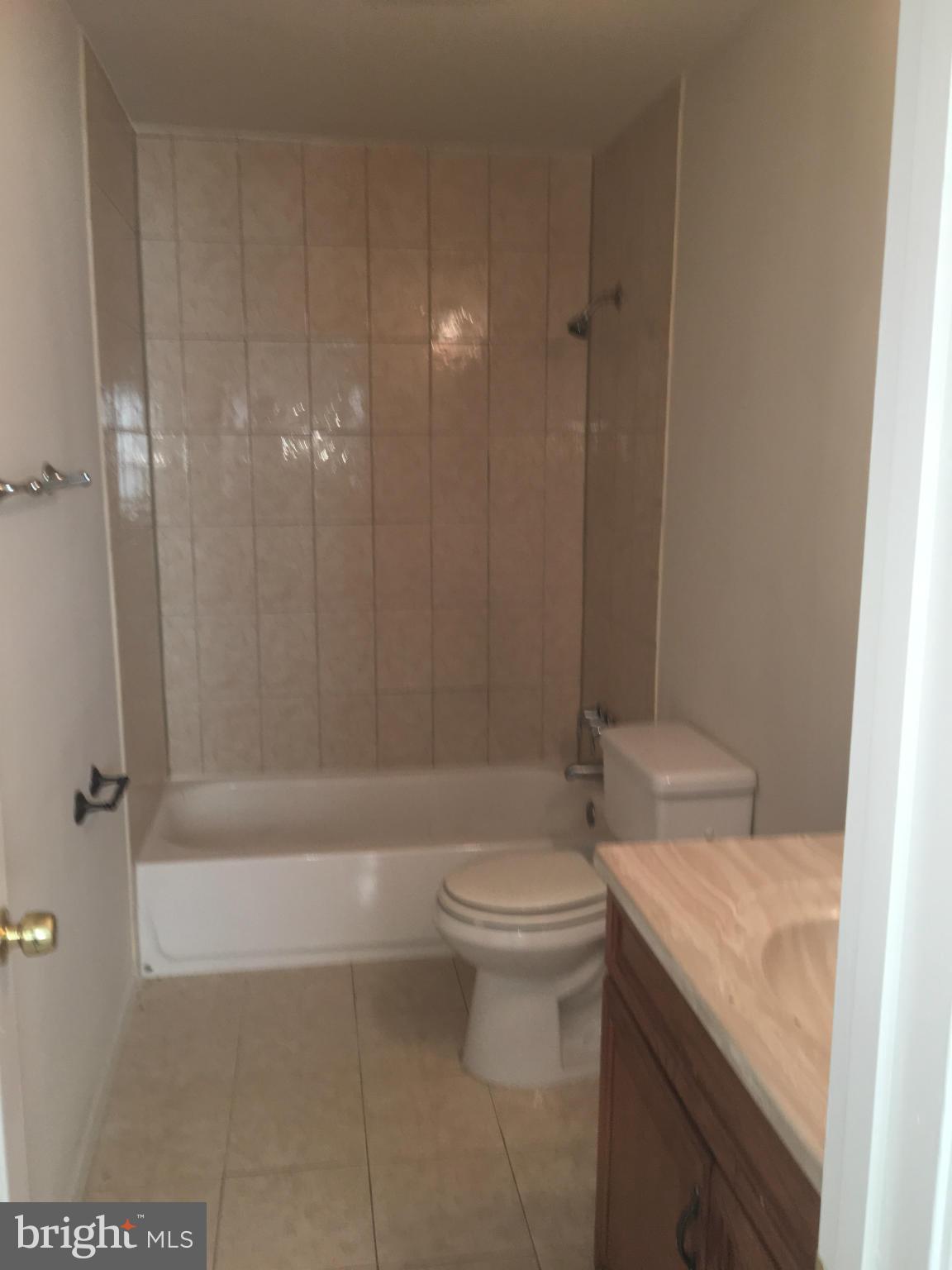 WILLIAMSTOWN - Residential