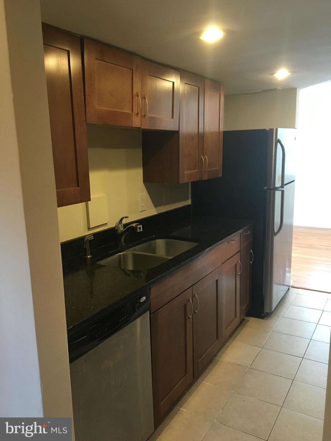 WILLIAMSTOWN - Residential