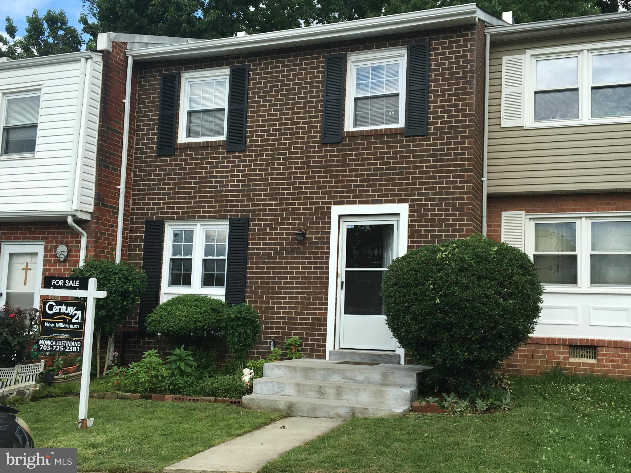 WILLIAMSTOWN - Residential