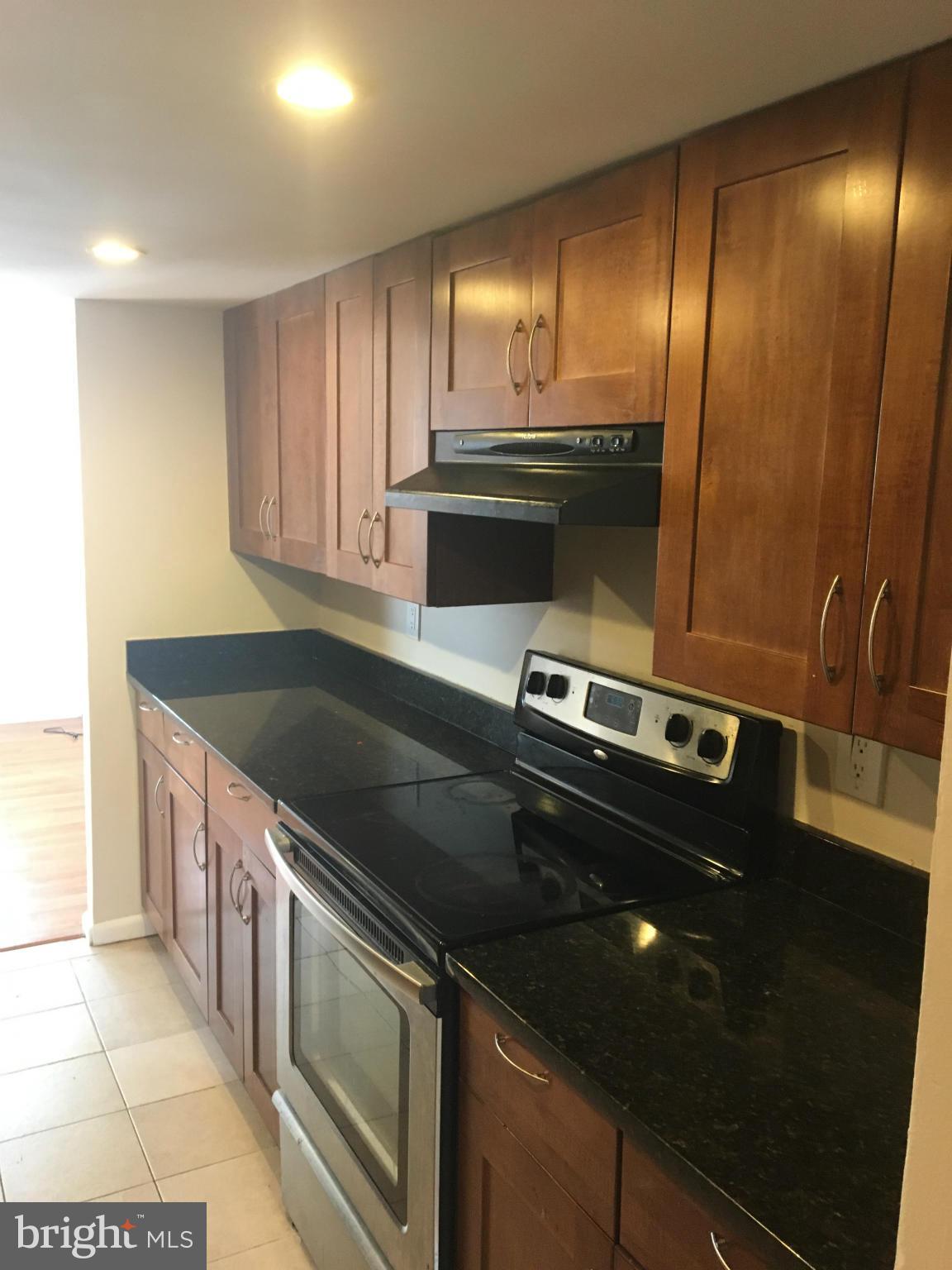 WILLIAMSTOWN - Residential