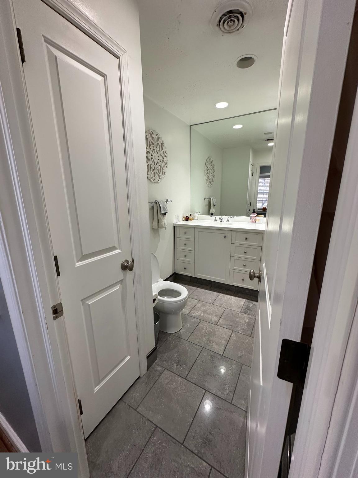 PHILADELPHIA - Residential Lease