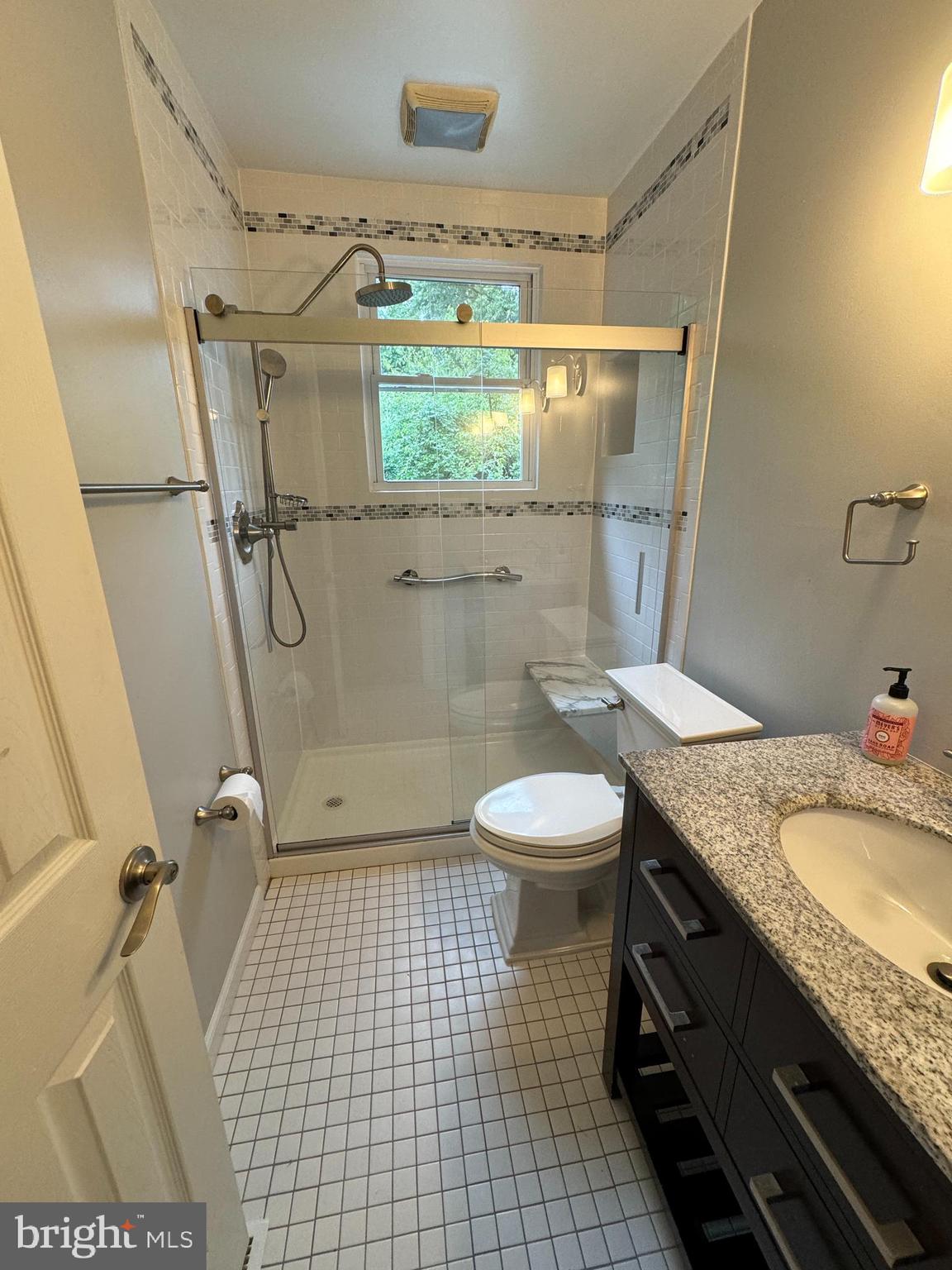 MOUNT RAINIER - Residential Lease