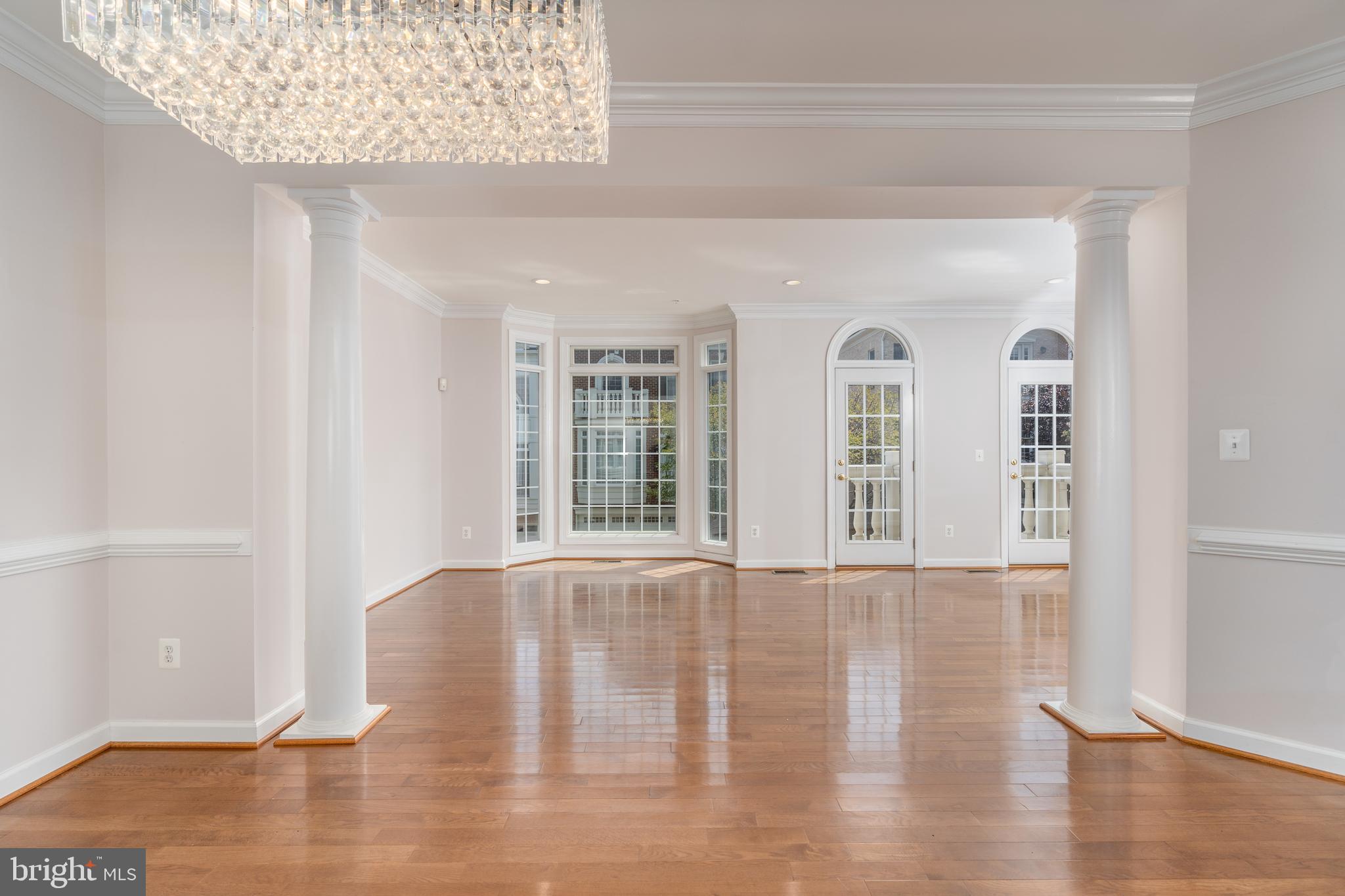 MCLEAN PLACE TOWNHOME - Residential Lease