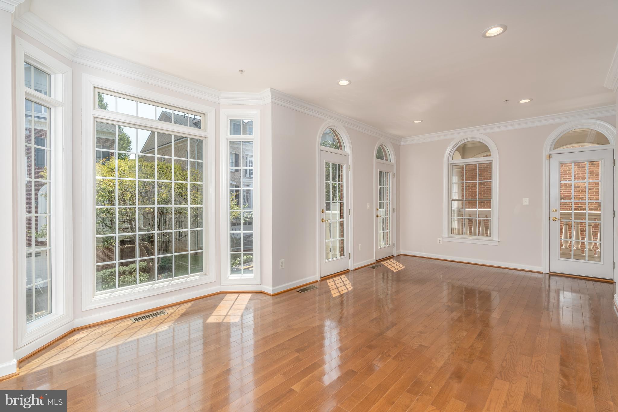 MCLEAN PLACE TOWNHOME - Residential Lease