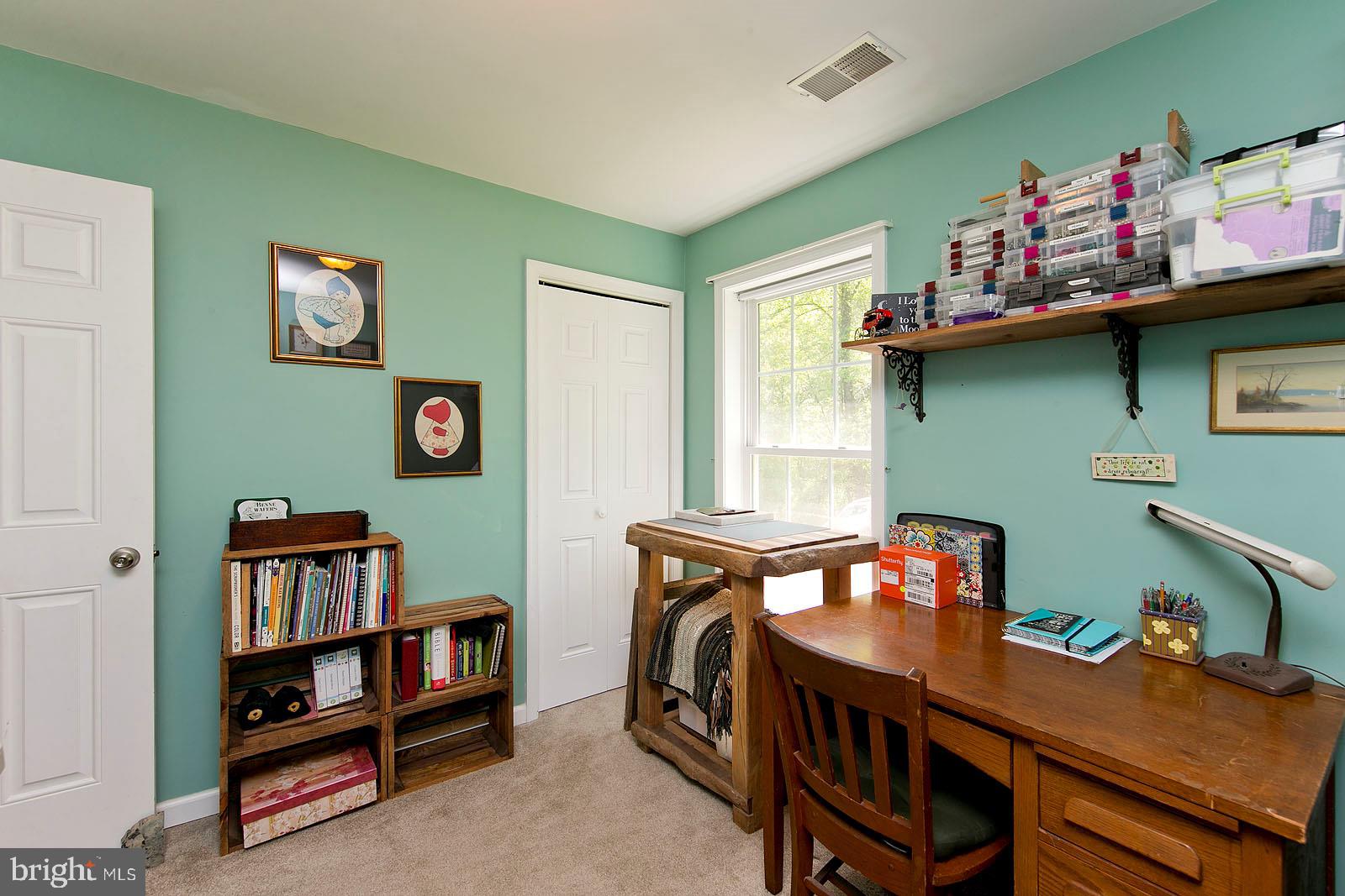 LAKE FRONT ROYAL - Residential