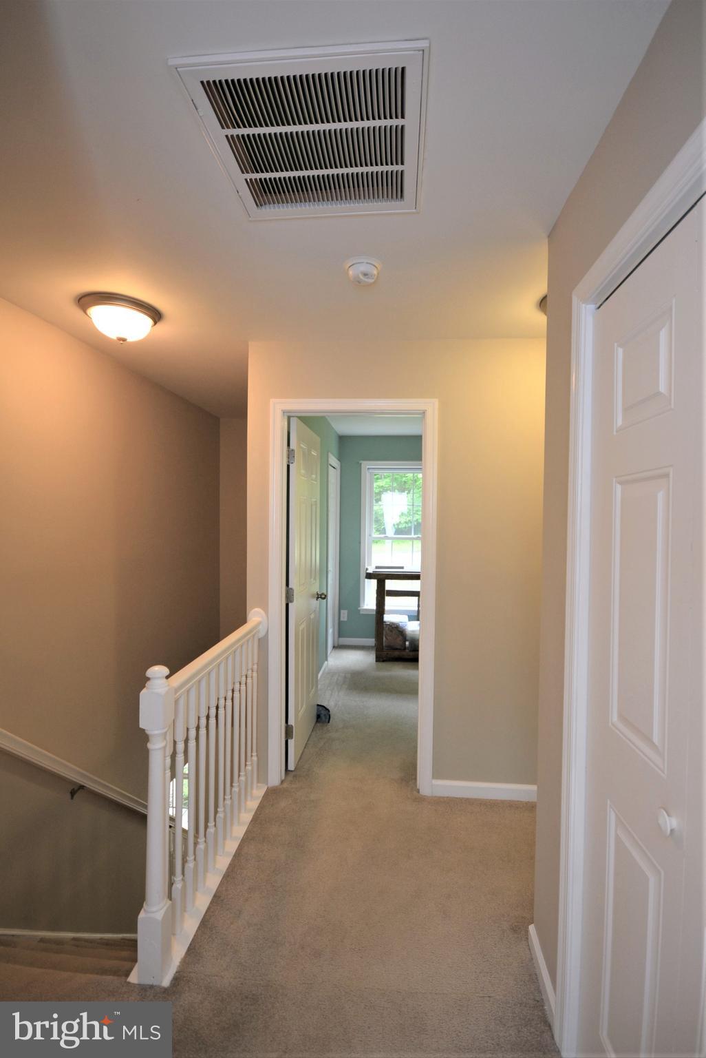 LAKE FRONT ROYAL - Residential