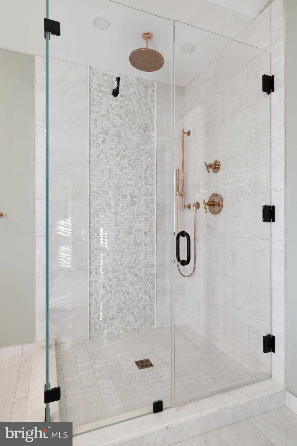 POTOMAC GLEN - Residential