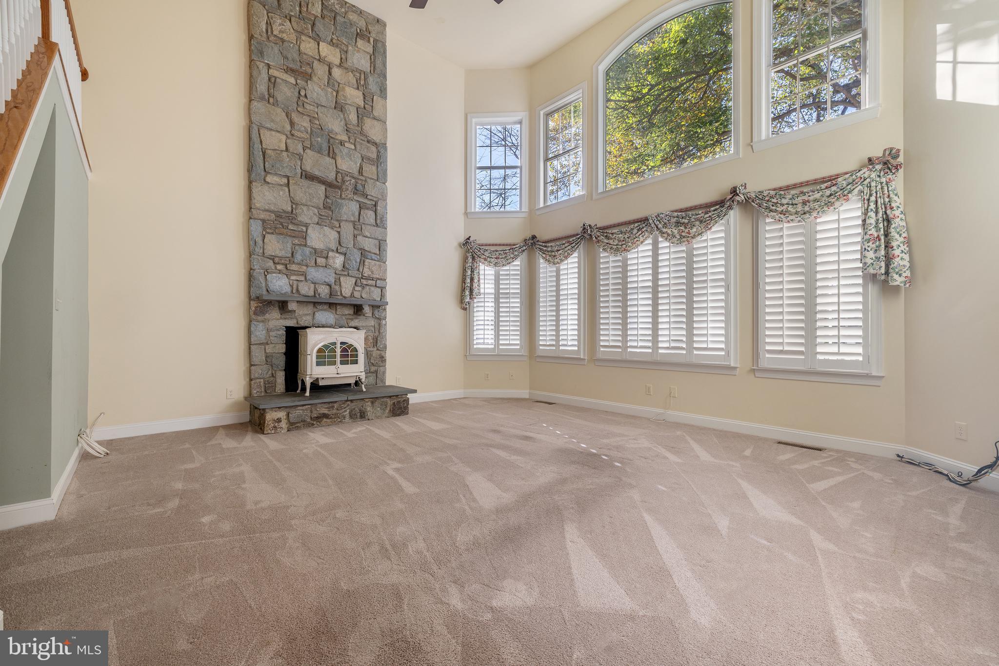 POTOMAC GLEN - Residential