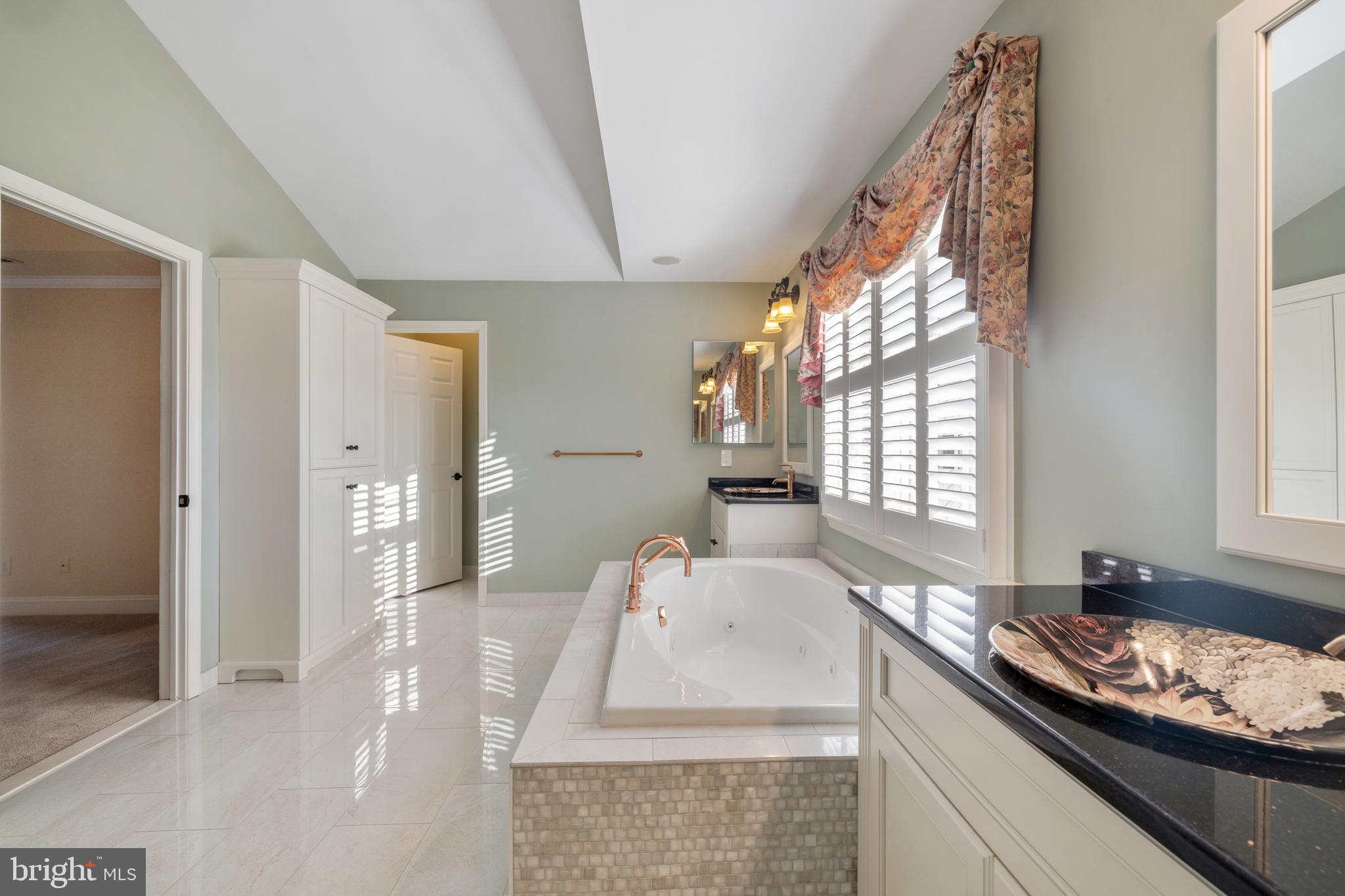 POTOMAC GLEN - Residential