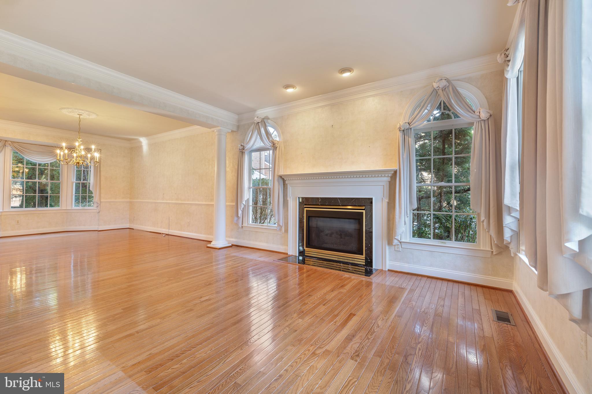 POTOMAC GLEN - Residential