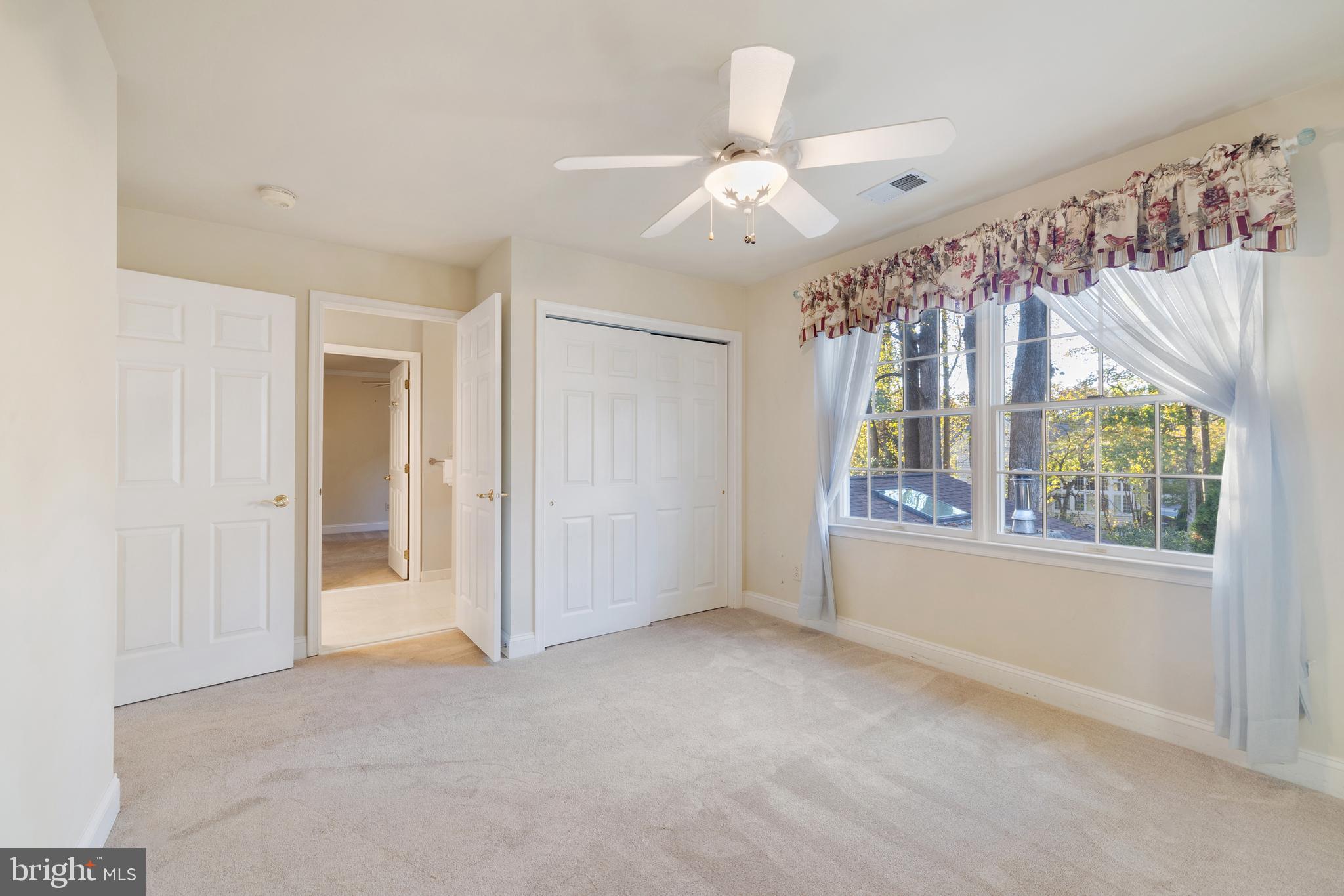 POTOMAC GLEN - Residential