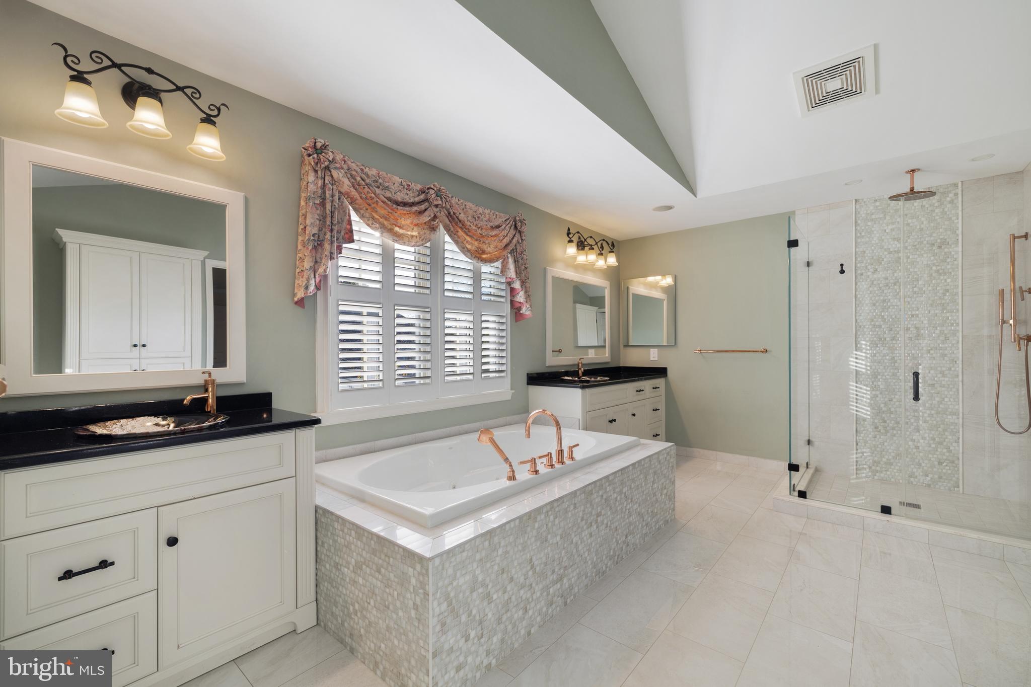 POTOMAC GLEN - Residential