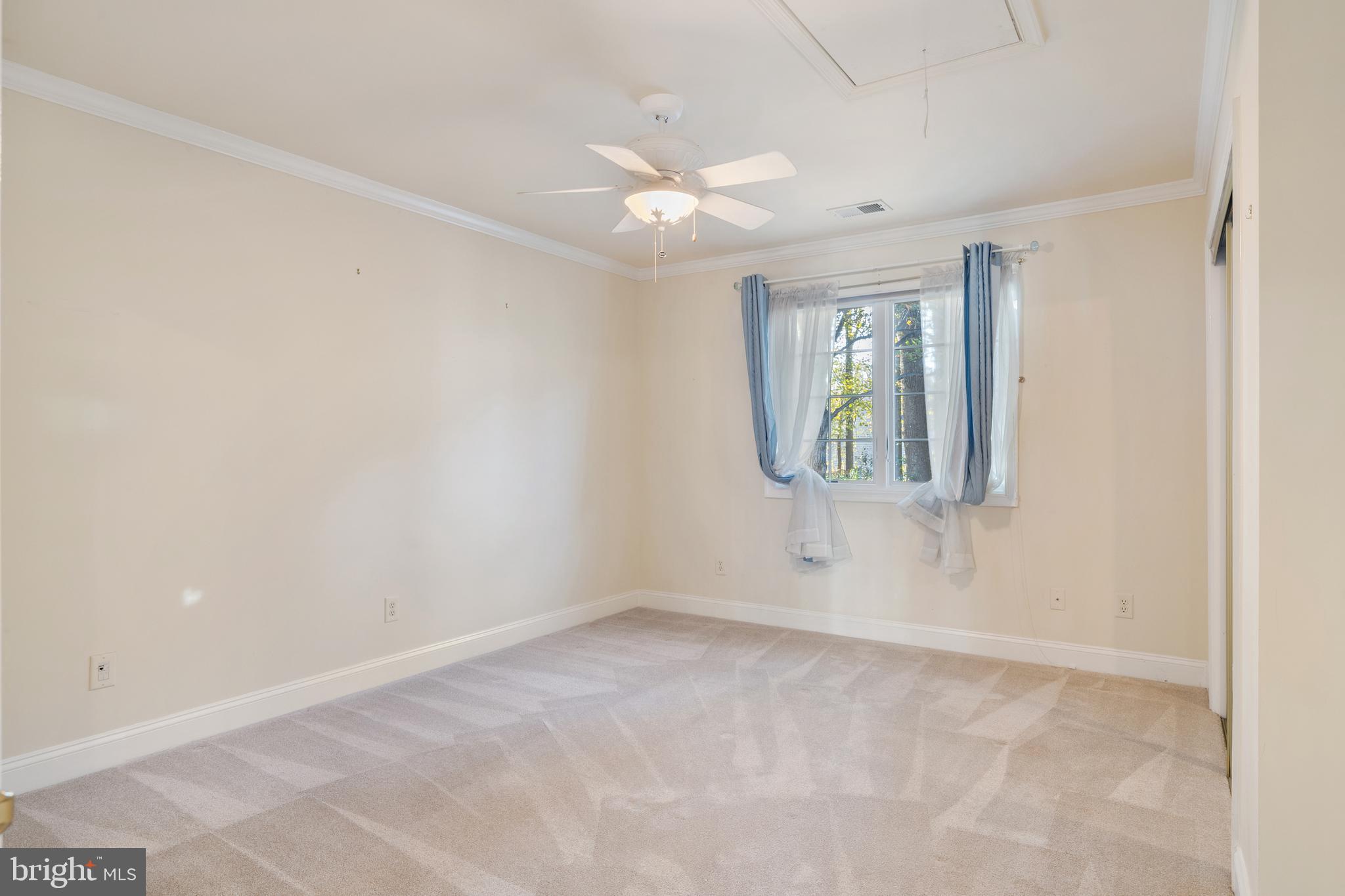 POTOMAC GLEN - Residential