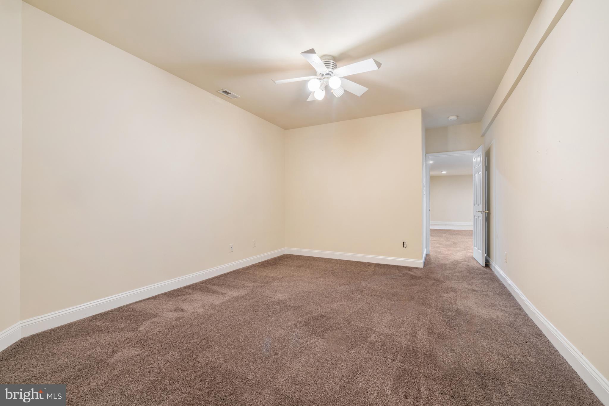 POTOMAC GLEN - Residential