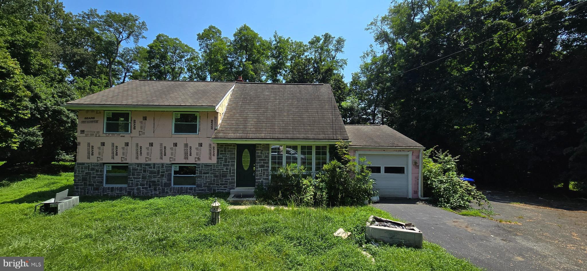 1312 COLLEGE HILL DRIVE