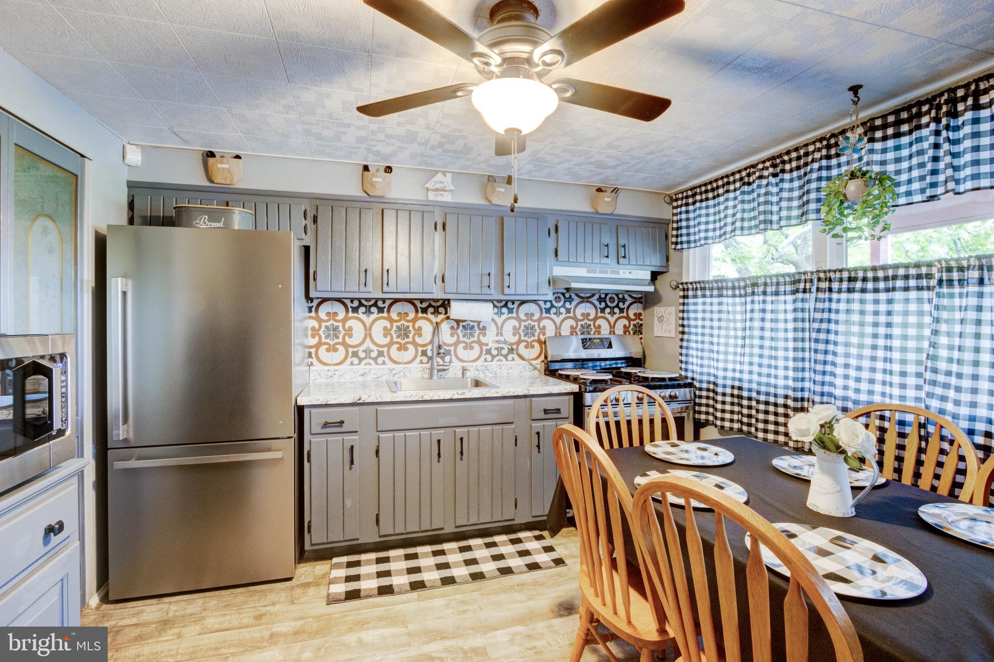 RIVERVIEW - Residential