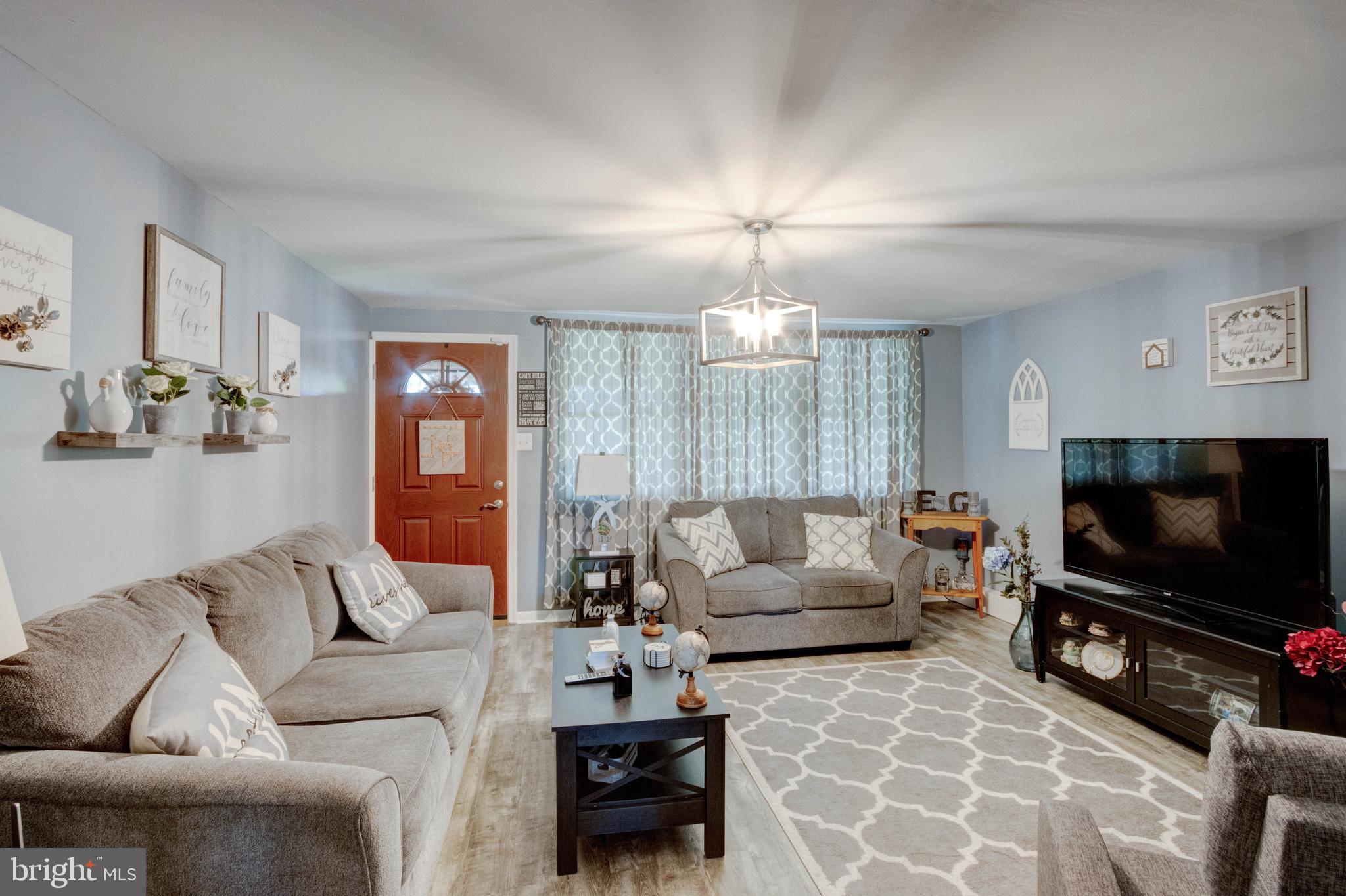 RIVERVIEW - Residential